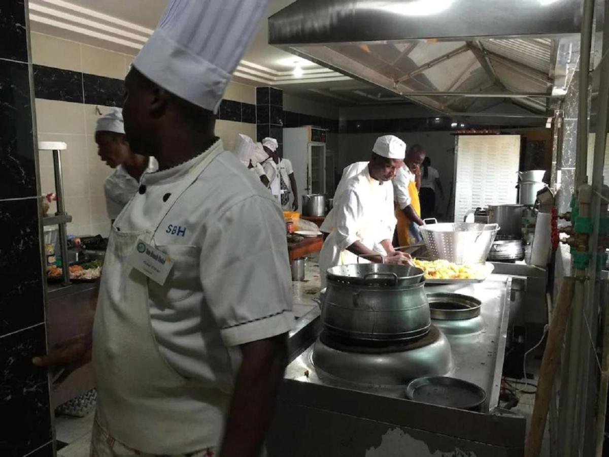 Sun Beach Hotel Cotonou Luaran gambar