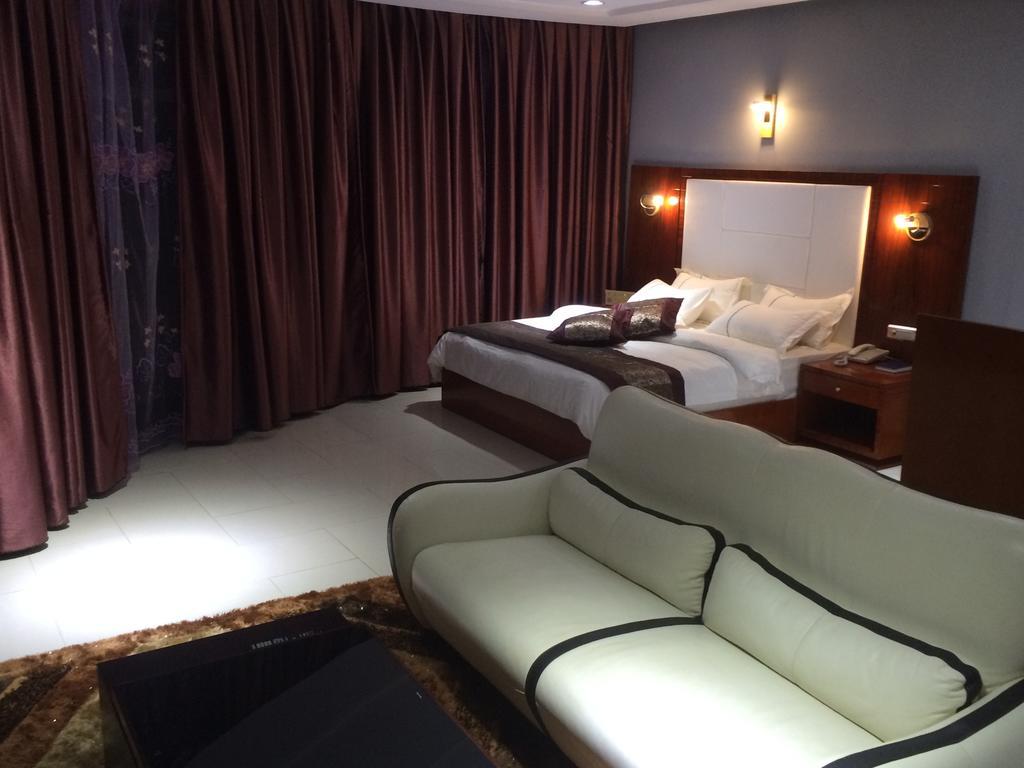 Sun Beach Hotel Cotonou Luaran gambar
