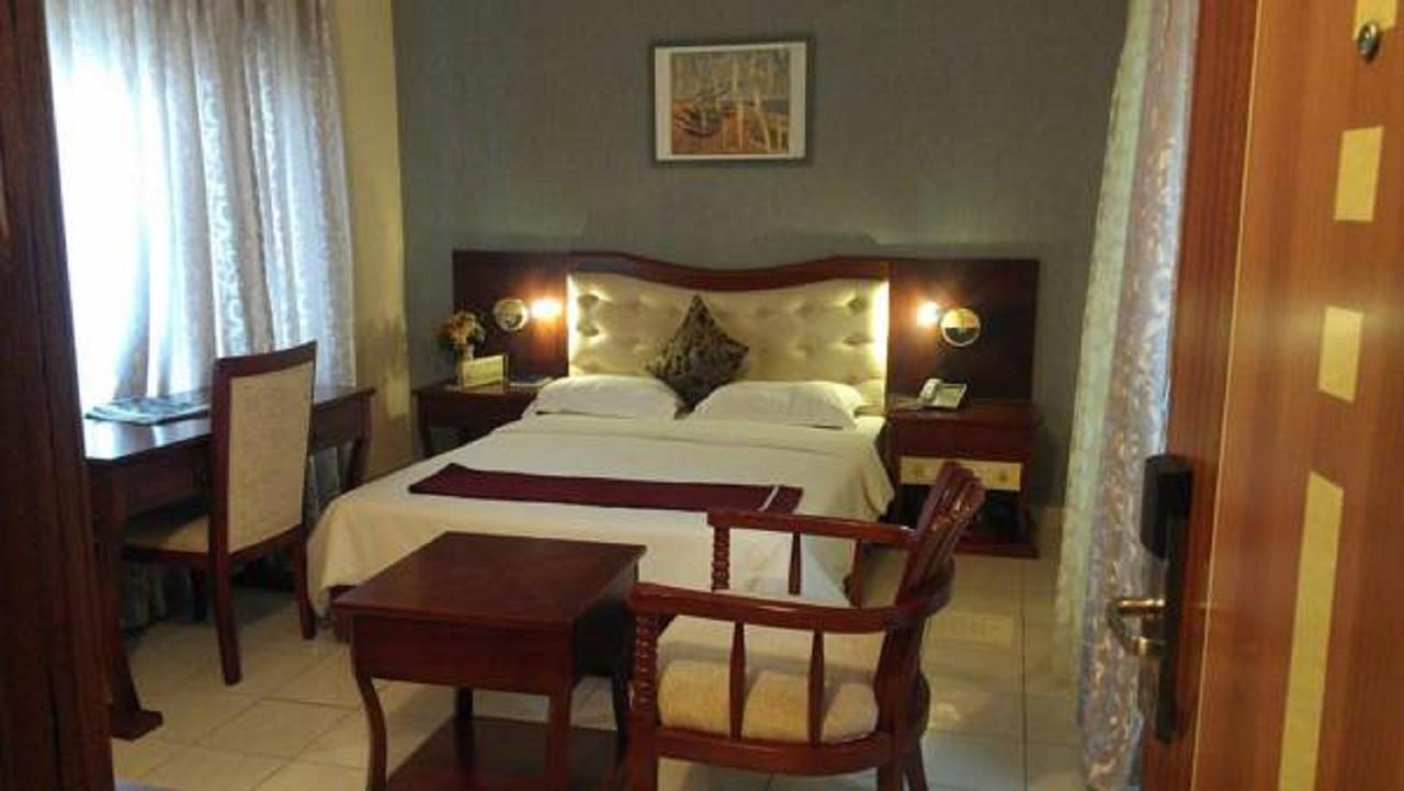 Sun Beach Hotel Cotonou Luaran gambar