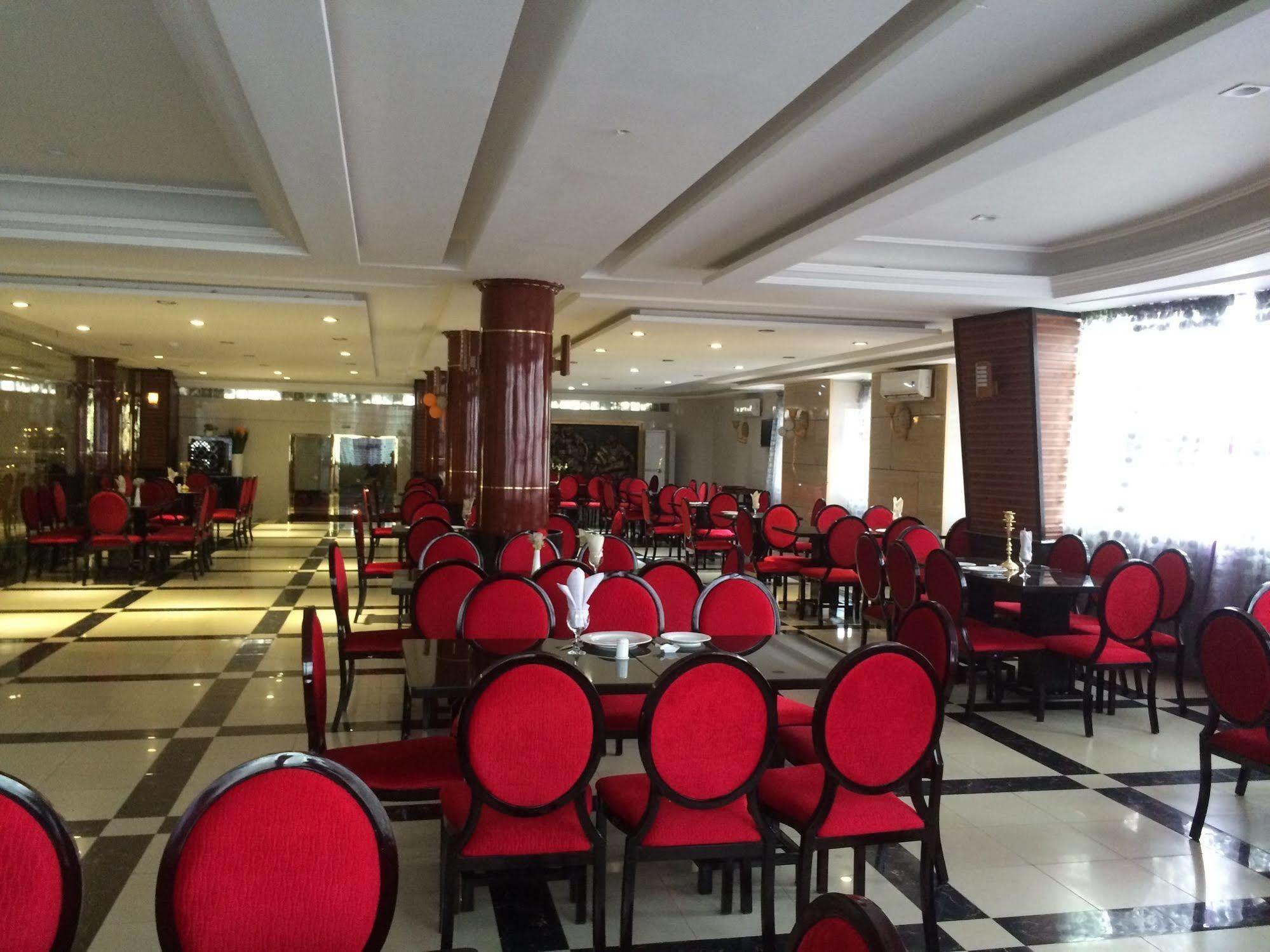 Sun Beach Hotel Cotonou Luaran gambar