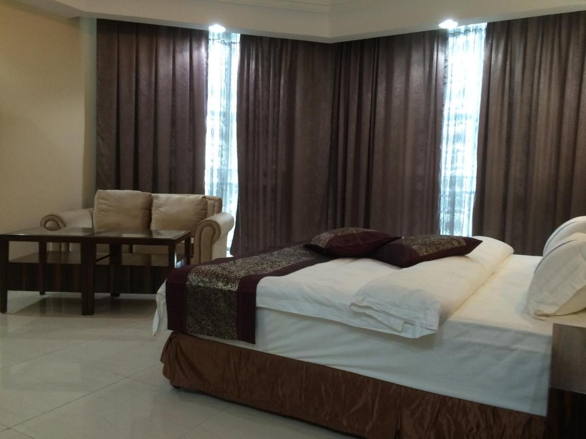Sun Beach Hotel Cotonou Bilik gambar